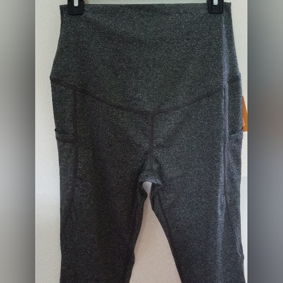 NWT Maternity Active Full Length Leggings Size S - Picture 3 of 8